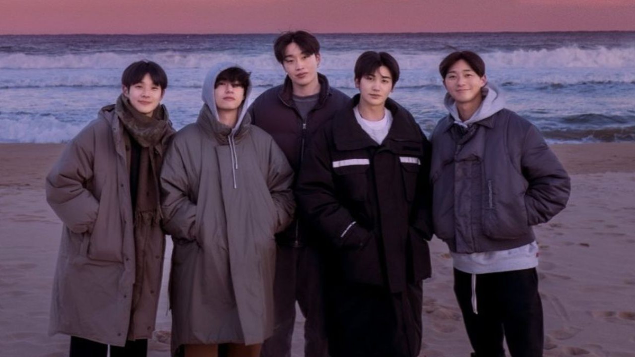 Park Seo Joon, Park Hyung Sik, and other Wooga Squad members cheer for BTS' V's Layover release; THIS is how