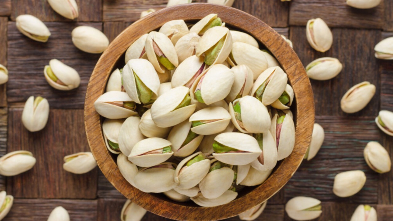 Top 15 Health Benefits of Pistachios: The Trending Superfood