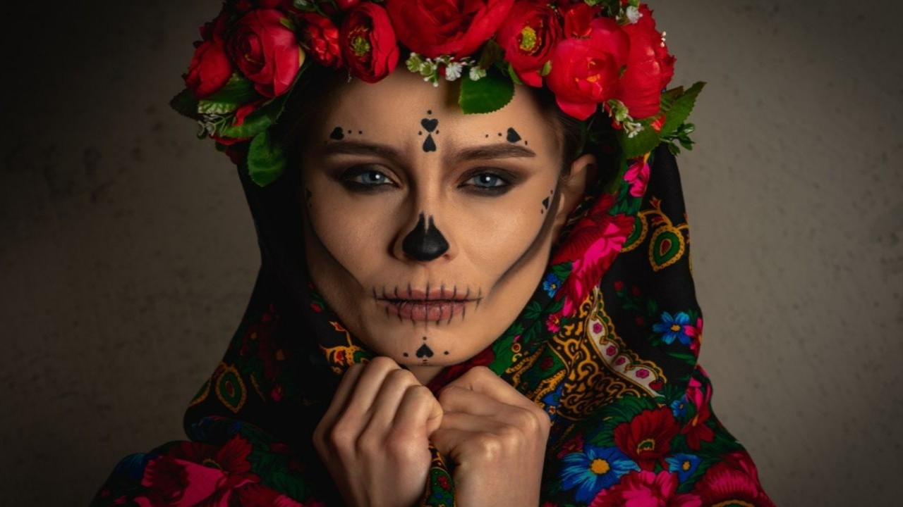 23 Best Last-minute Halloween Makeup Looks That Give the Perfect Spooky Vibes