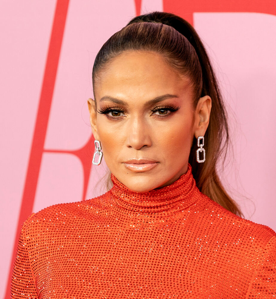 Jennifer Lopez's plastic surgery