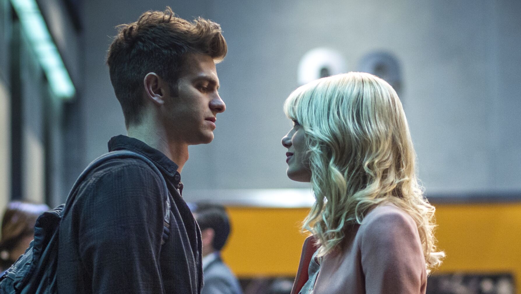 The Amazing Spider-Man' Cast Andrew Garfield After a 'Ridiculous' Deleted  Scene of Him Telling Emma Stone to Calm Down While Eating a Cheeseburger