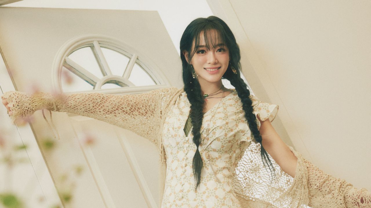 KIm Sejeong: courtesy of Jellyfish Entertainment