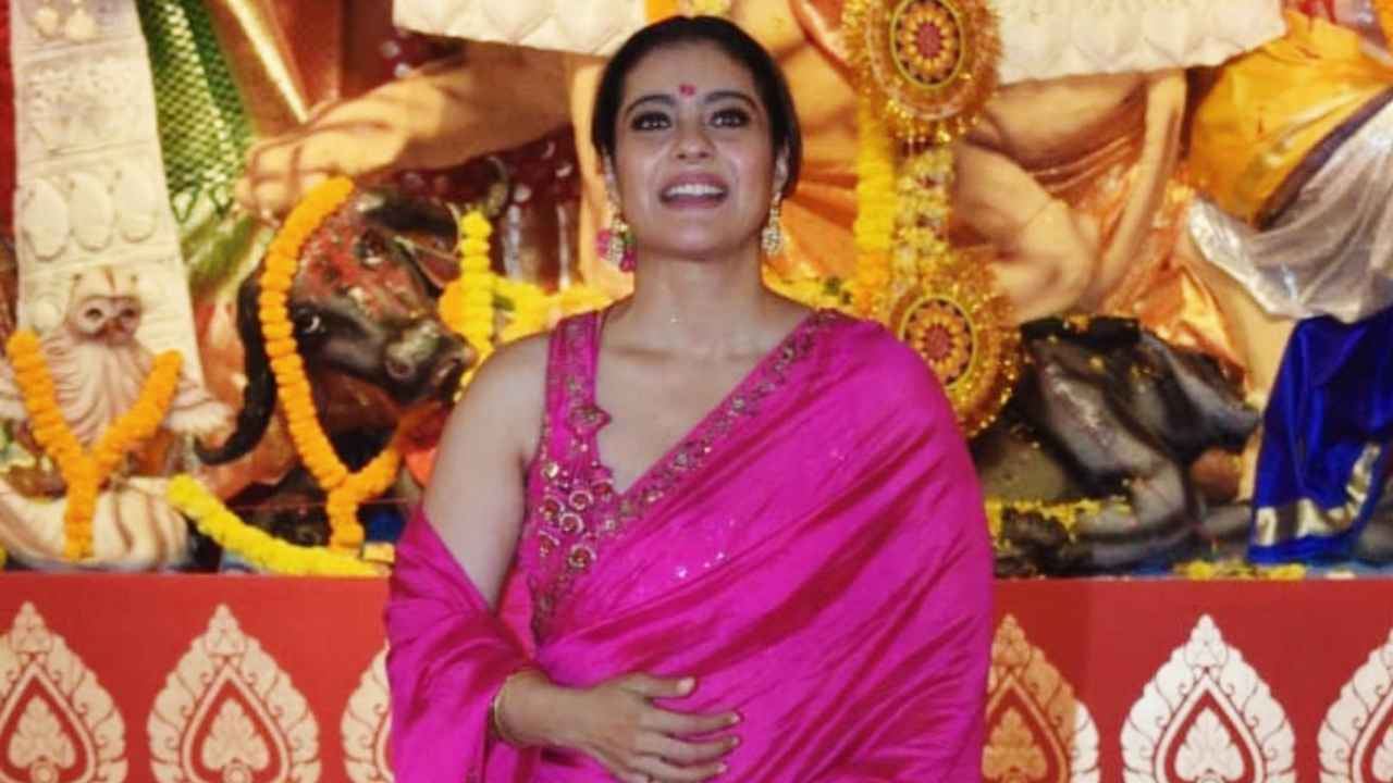 Durga Pujo 2023: Kajol Devgan serves timeless pink elegance in embroidered saree with sleeveless blouse (PC: Instagram and Viral Bhayani)