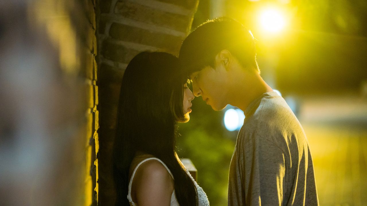 Bae Suzy and Yang Se Jong: courtesy of Netflix