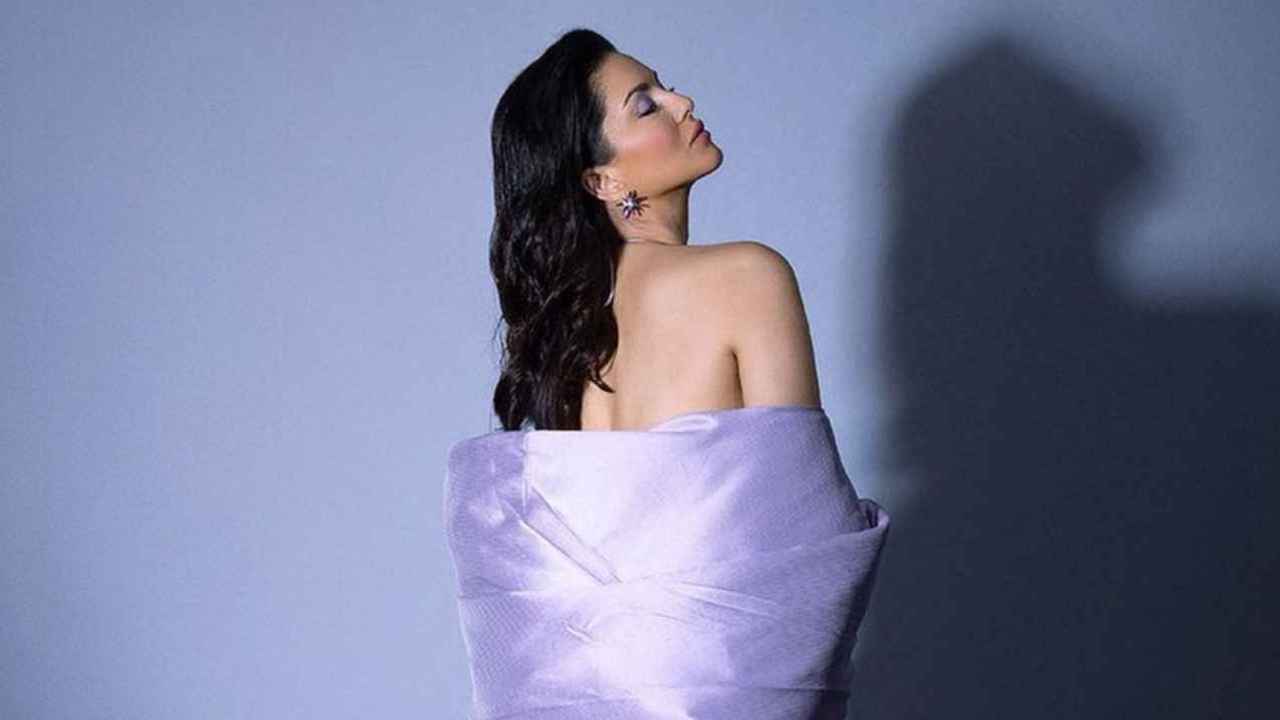 Sunny Leone’s show-stopping lilac gown is a true masterclass of elegance and glamour