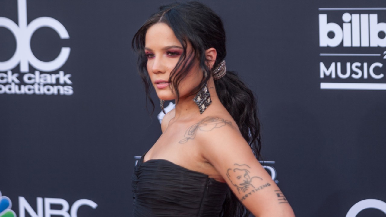 31+ Best Halsey Hairstyles that Will Never Go out of Style