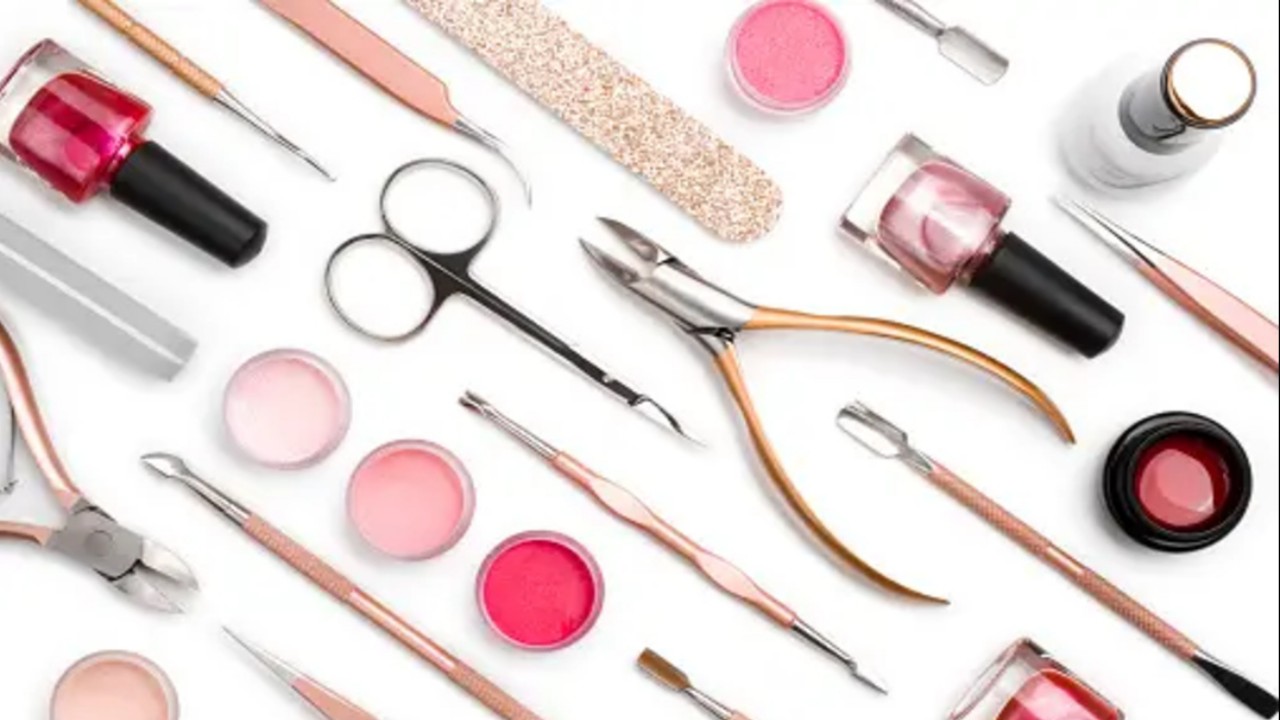 13 Best Manicure Sets to Get Perfect Salon-like Nails