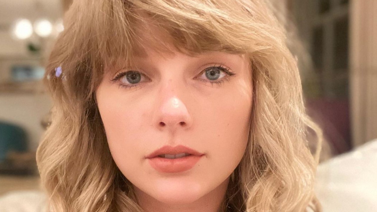 'I feel no need to burn down the house...': When Taylor Swift opened up about her opinions on the need to rebel for her image 