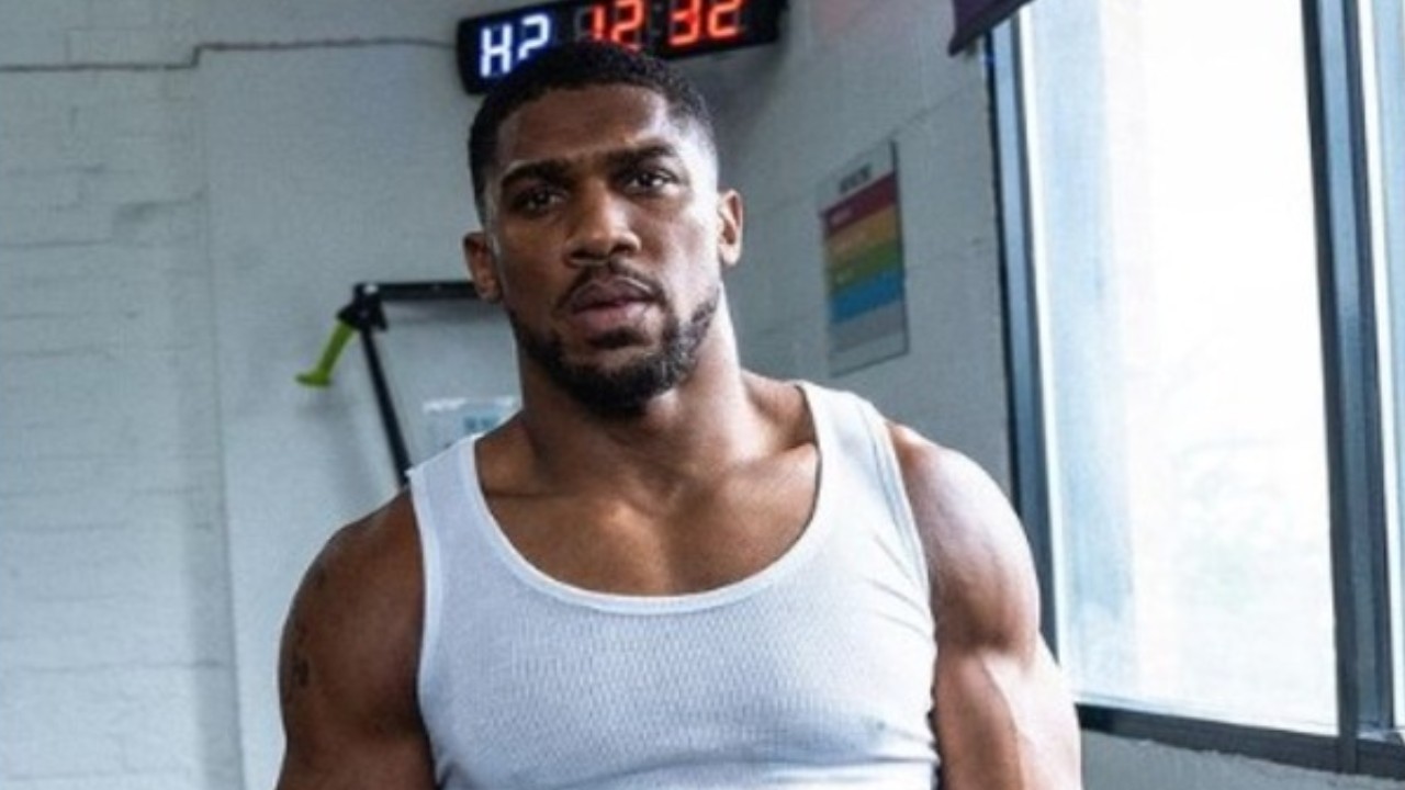 What did Anthony Joshua say about Dillon Danis' feud with Logan Paul and Nina Agdal? 2-time champion weighs in