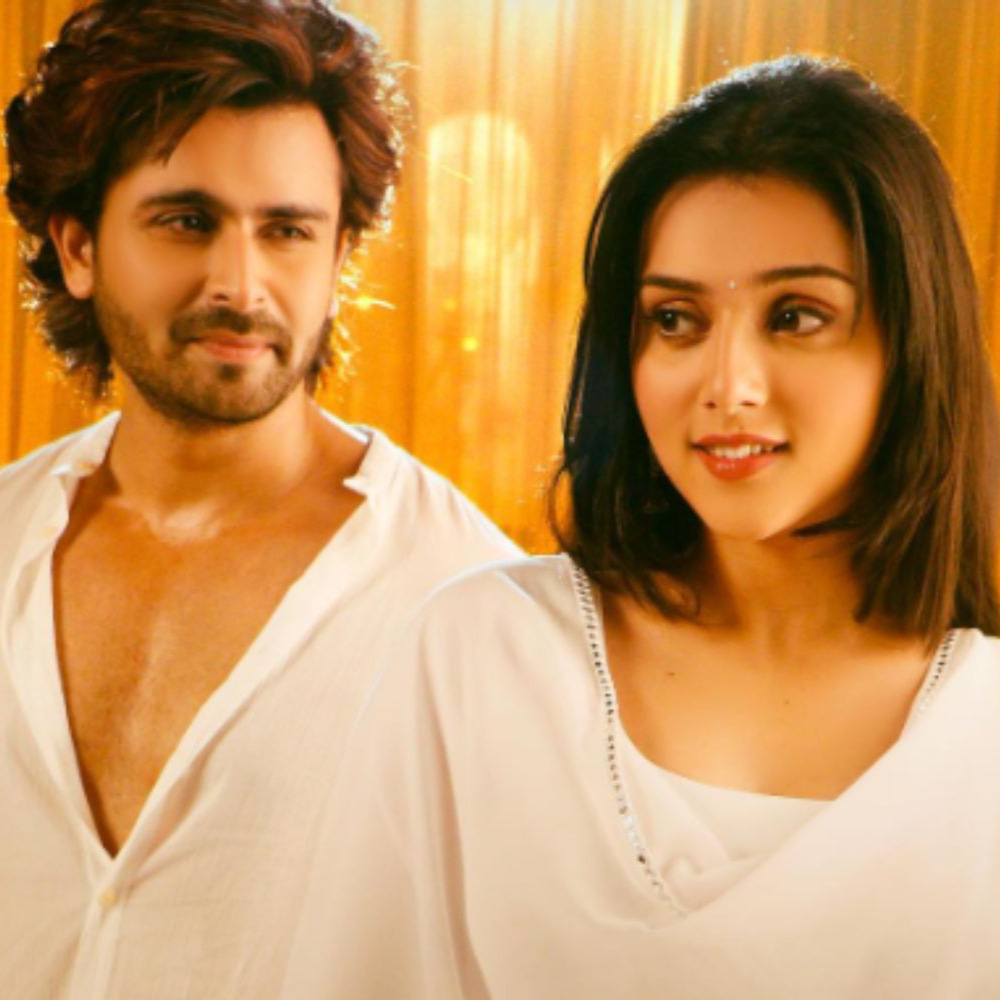 Jhalak Dikhla Jaa 11’s Shoaib Ibrahim reveals poster of upcoming music video with RadhaKrishn’s Mallika Singh on Instagram Jhalak Dikhla Jaa 11’s Shoaib Ibrahim reveals poster of upcoming music video with RadhaKrishn’s Mallika Singh on Instagram