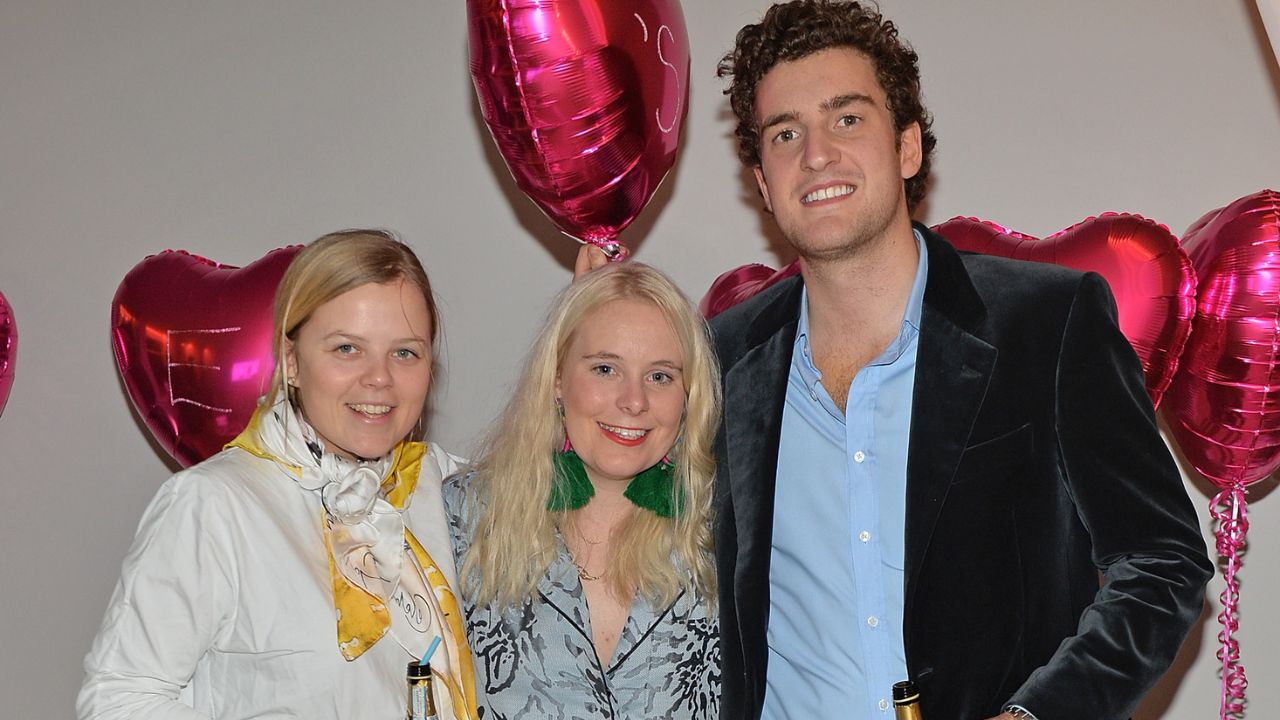 Pegerine Pearson with his sisters