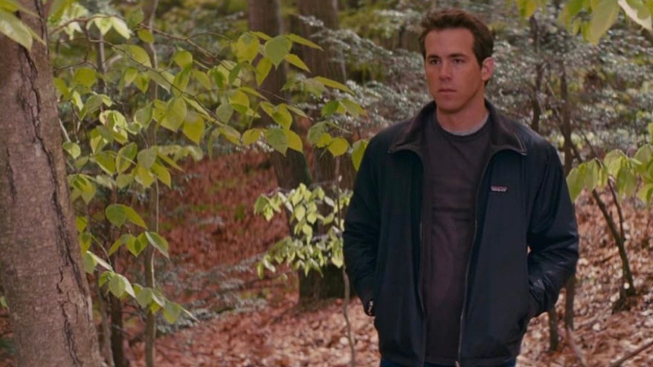 Ryan Reynolds as Andrew Paxton in The Proposal