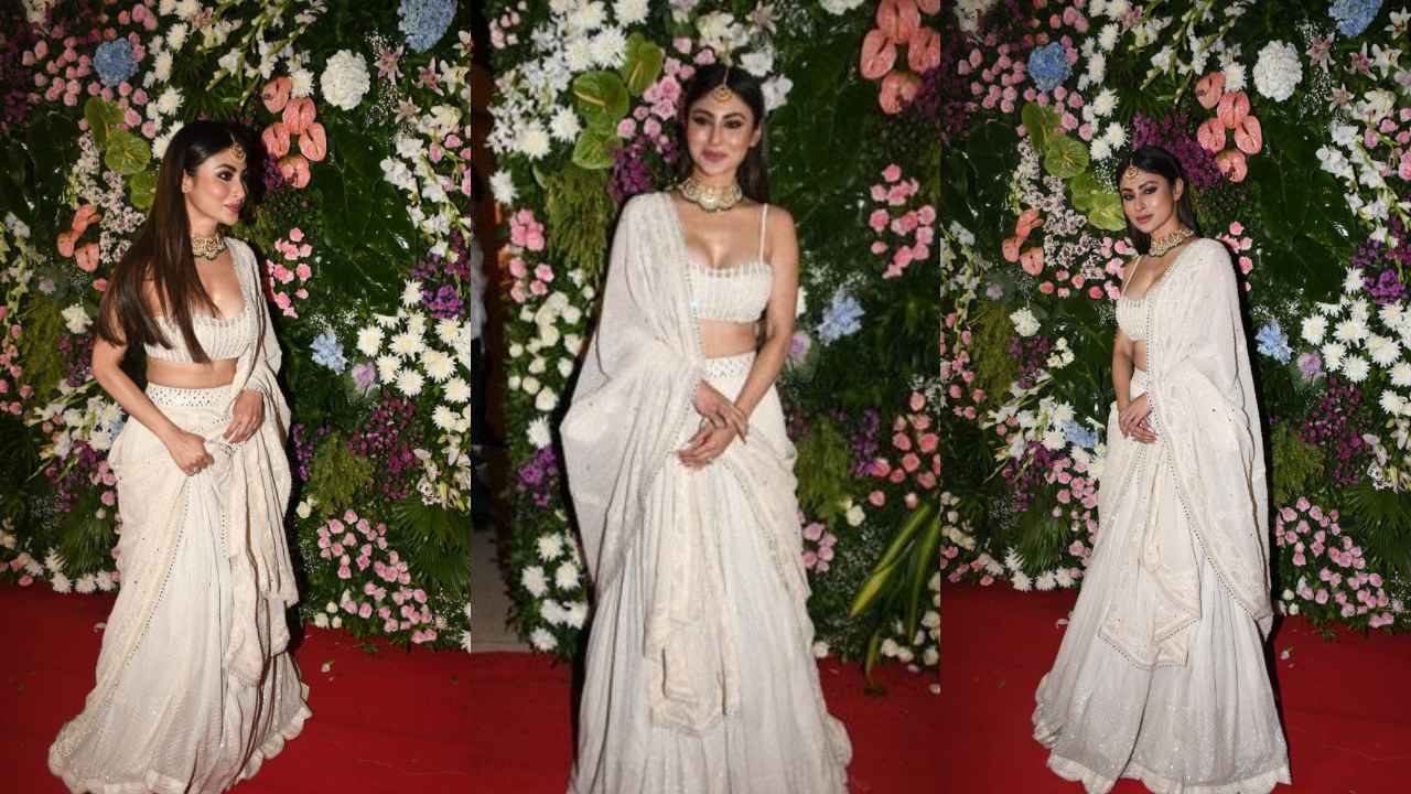  Mouni Roy pulls off a slinky ivory lehenga that's perfect for your BFF's wedding (PC: Viral Bhayani)