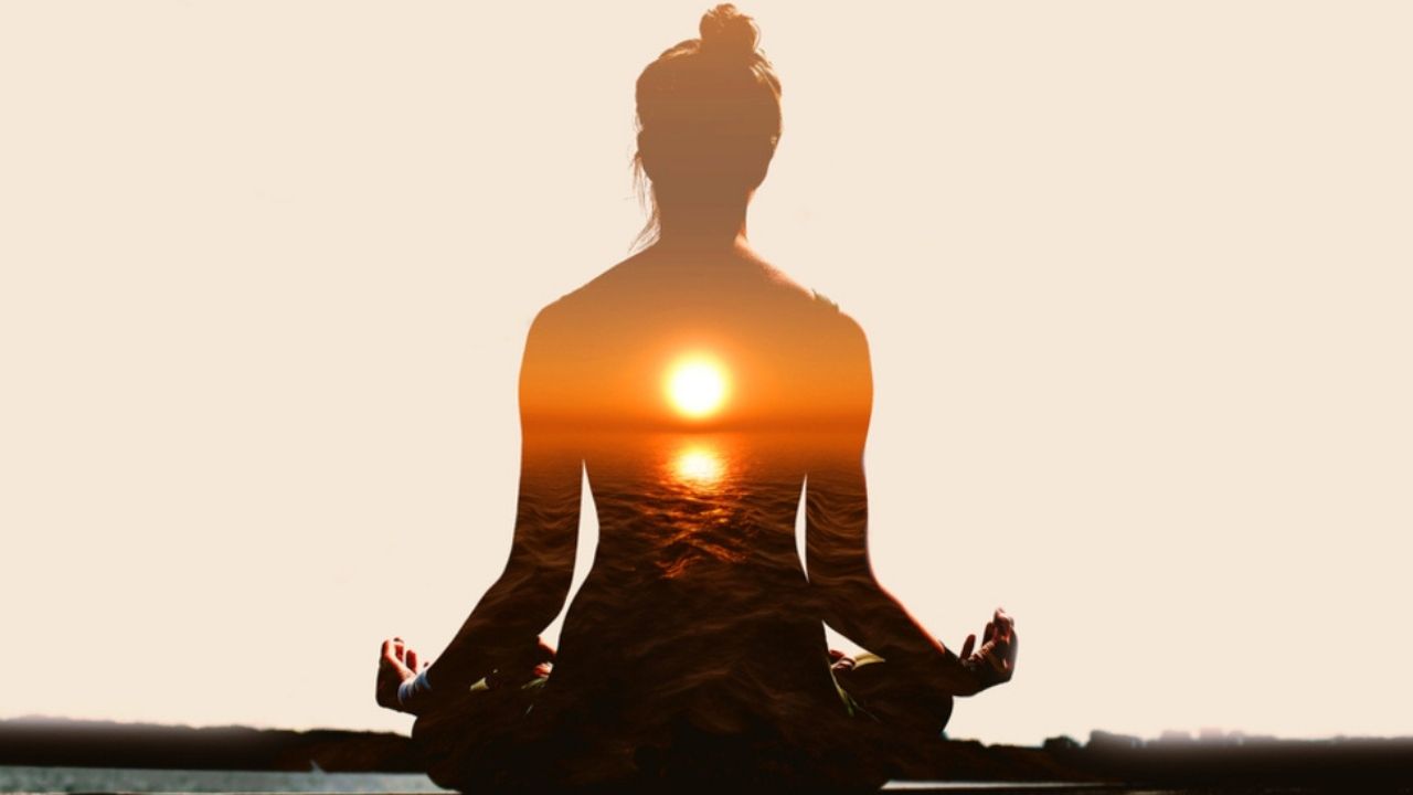 Benefits of Heart-opening Yoga Poses Benefits of Heart-opening Yoga Poses