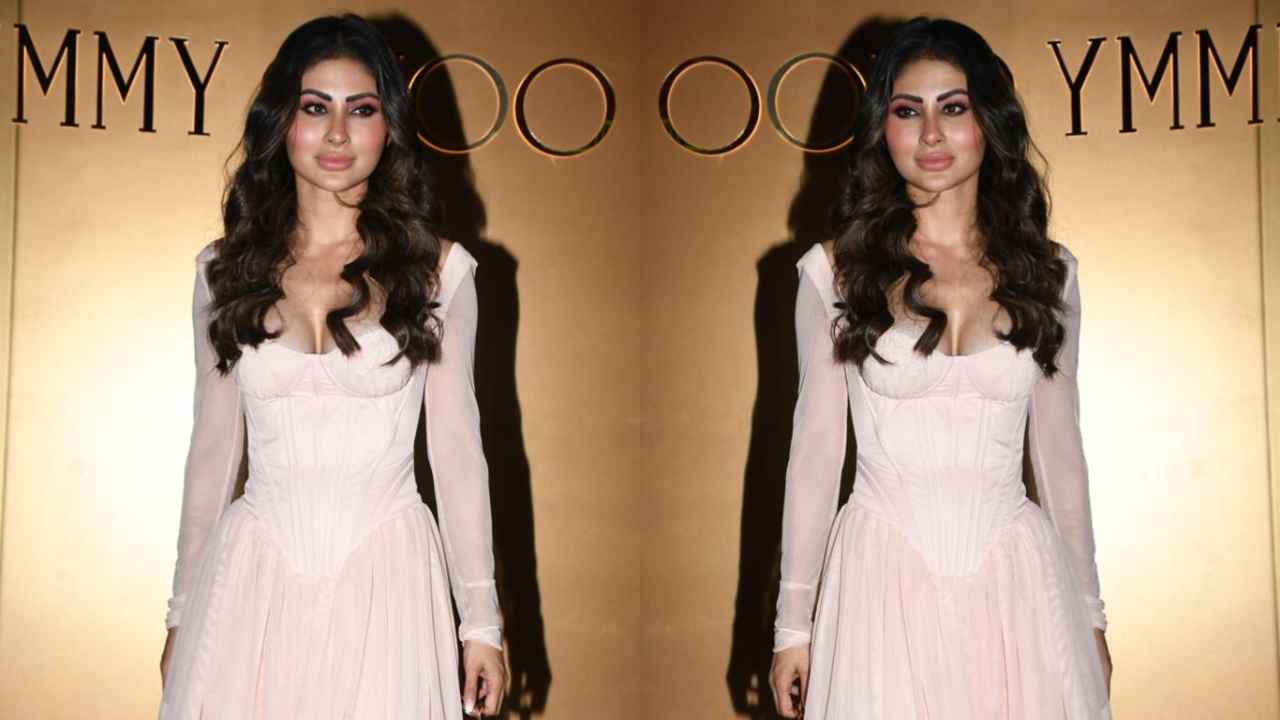 Mouni Roy teaches how to own the room in a fitted blush pink corset-like mini dress (PC: Viral Bhayani)