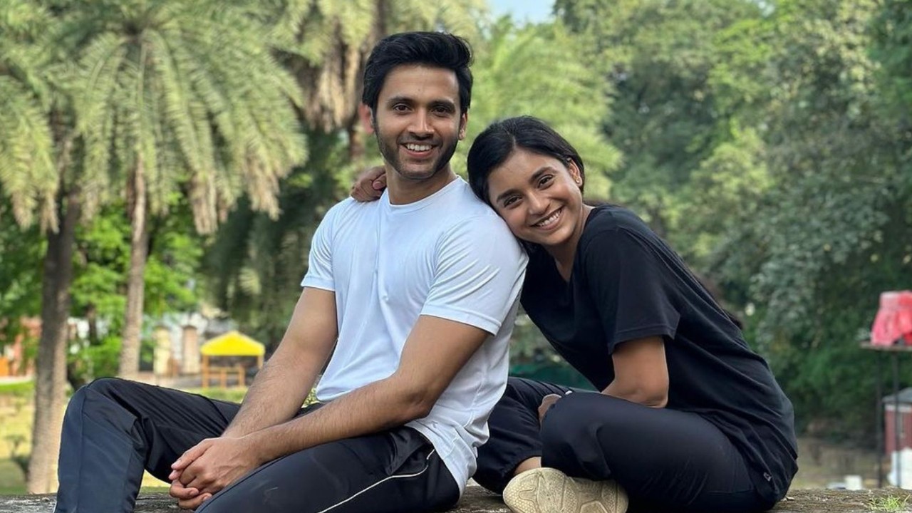 EXCLUSIVE VIDEO: Sumbul Touqeer and Mishkat Varma share the advice they would give to their younger selves