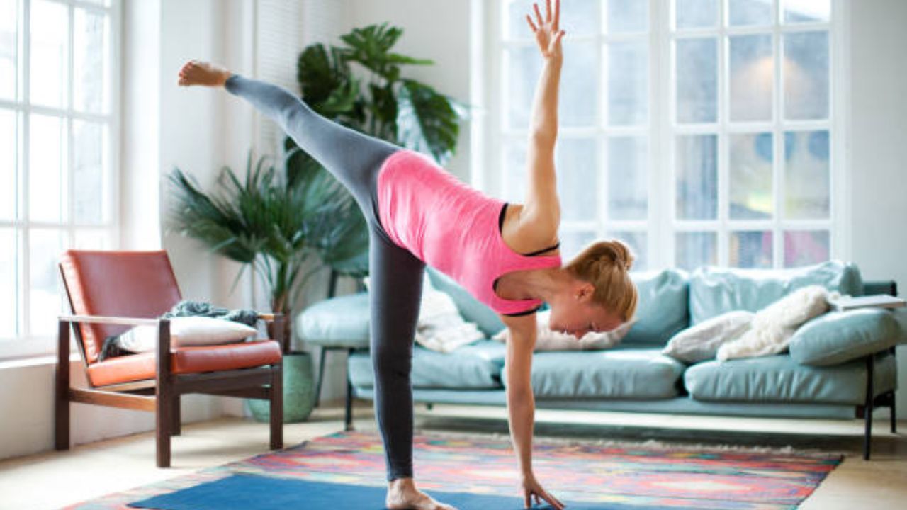 Benefits of Half Moon Pose Benefits of Half Moon Pose