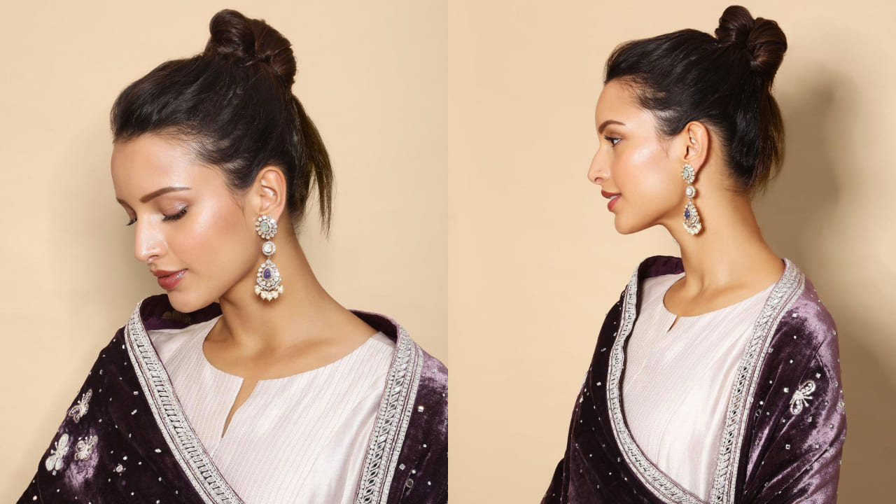 Tripti Dimri Top 5 Gorgeous Look In Beautiful Outfits, Dimri’s Regal Purple Saree Look