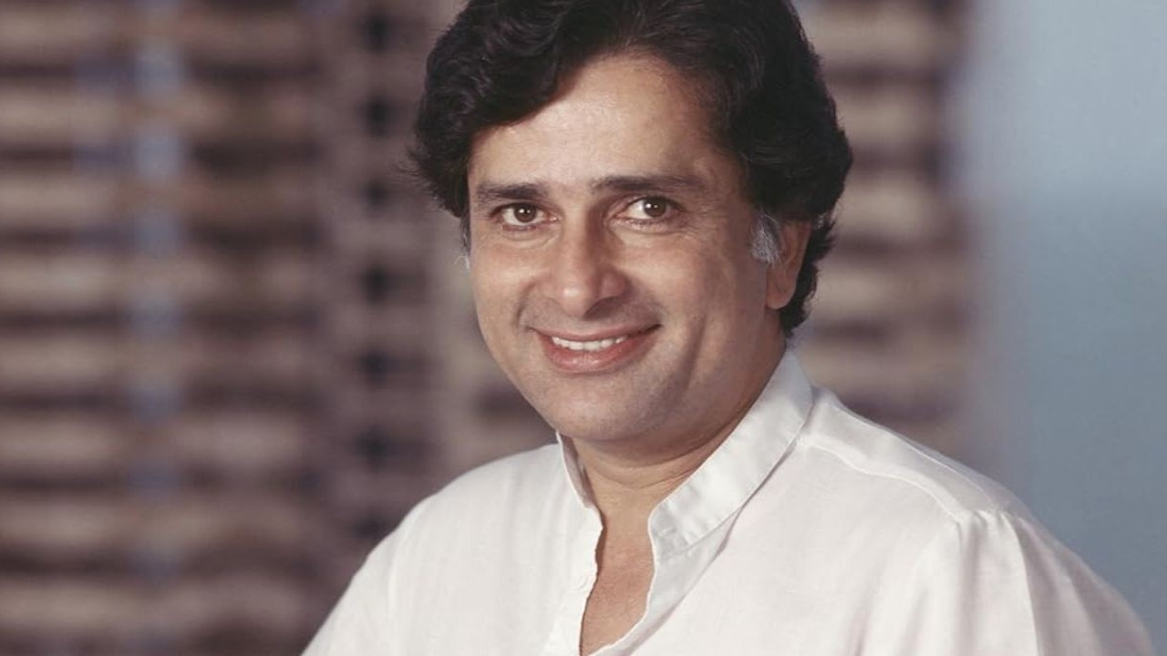 Shashi Kapoor death anniversary: When late actor revealed why he joined films