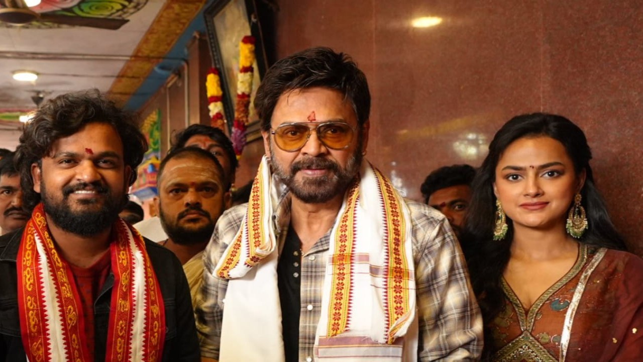 Hero Venkatesh Sex Video - Daggubati Venkatesh seeks blessings at Kanakadurga Temple in Vijayawada  ahead of Saindhav's release; see PICS | PINKVILLA