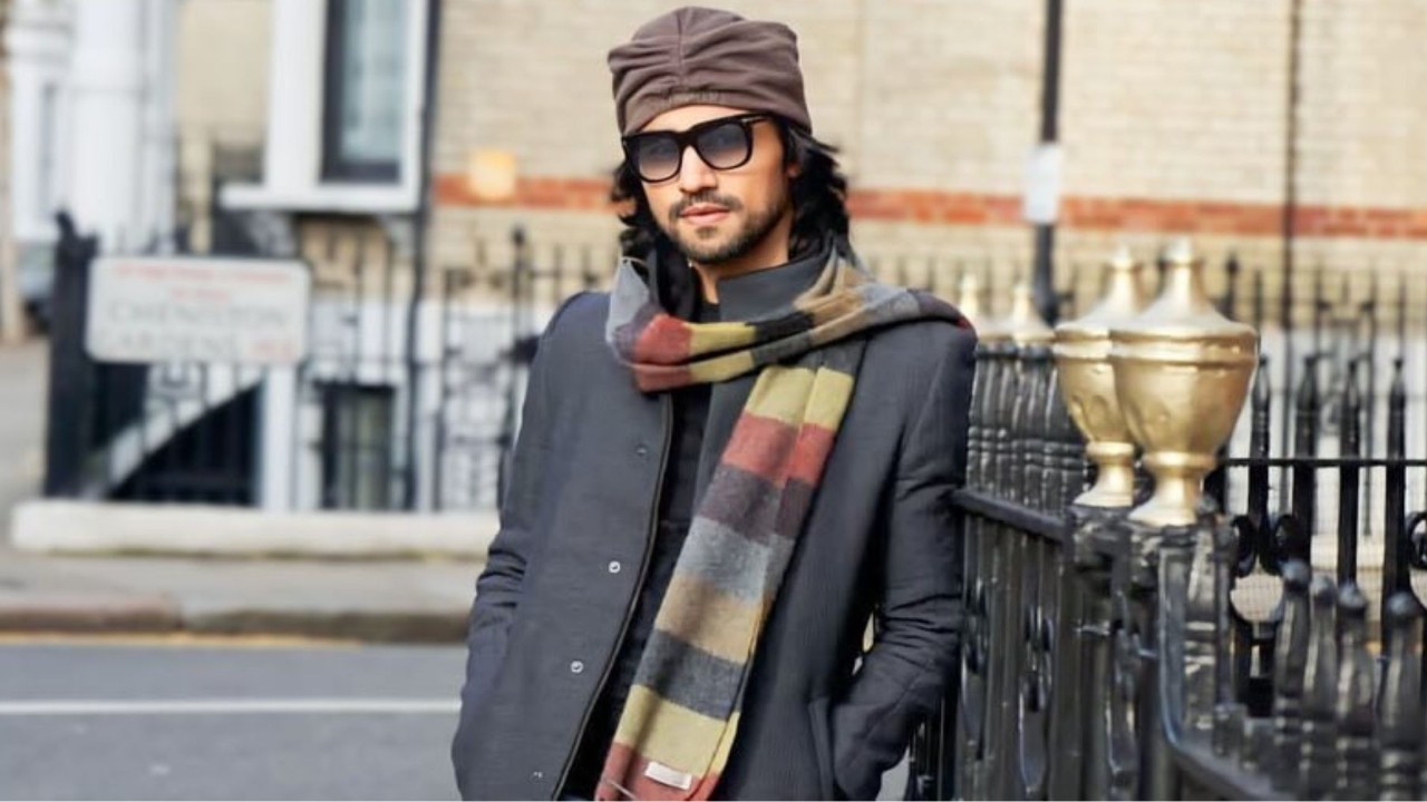 Harshad Chopda sends his New Year greetings in style, treats fans with dashing PICS from London