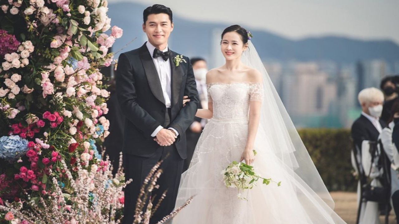 Son Ye Jin and Hyun Bin's 2023 Christmas celebrations snapped in Japan; PICS inside