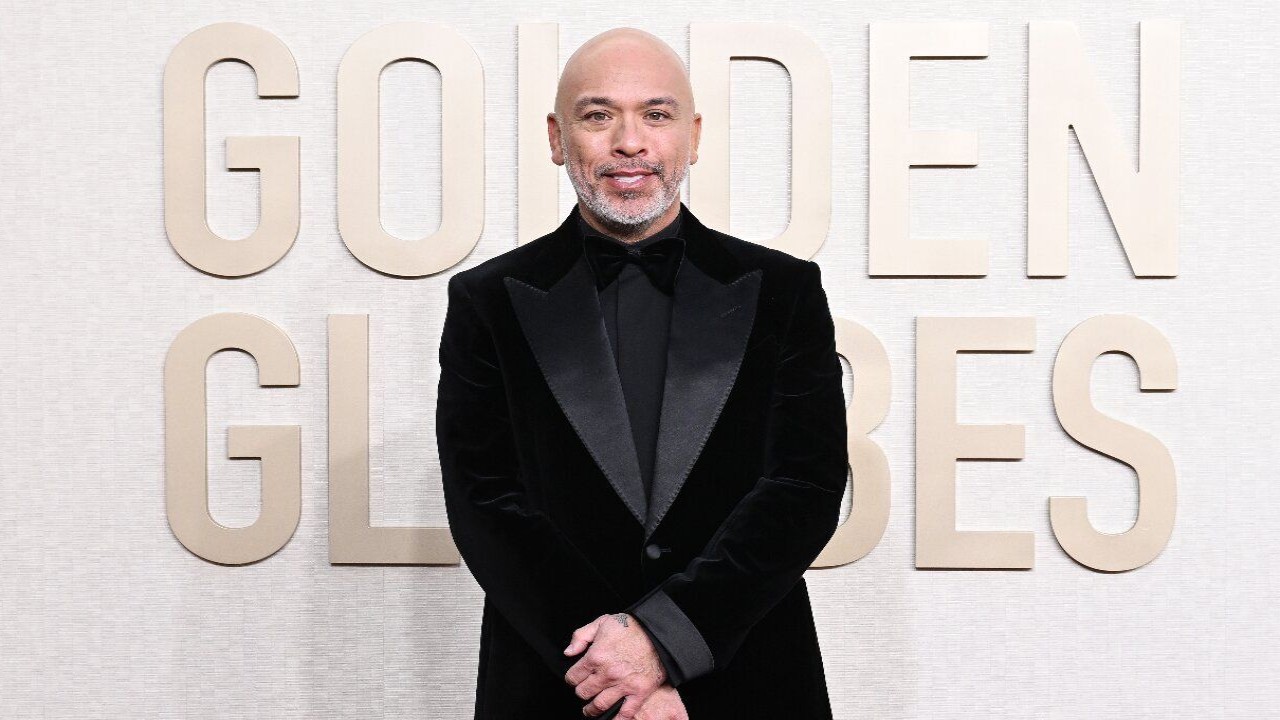 Jo koy says 'we're not gonna loose it' at the Golden Globes red carpet; Here's what he said about roasting the guests