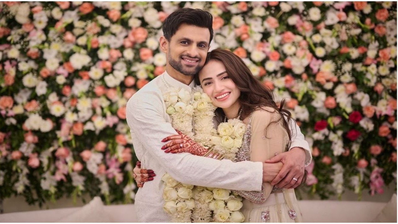Shoaib Malik lovingly poses with third wife Sana Javed after ‘Khula’ from Sania Mirza in unseen wedding PIC