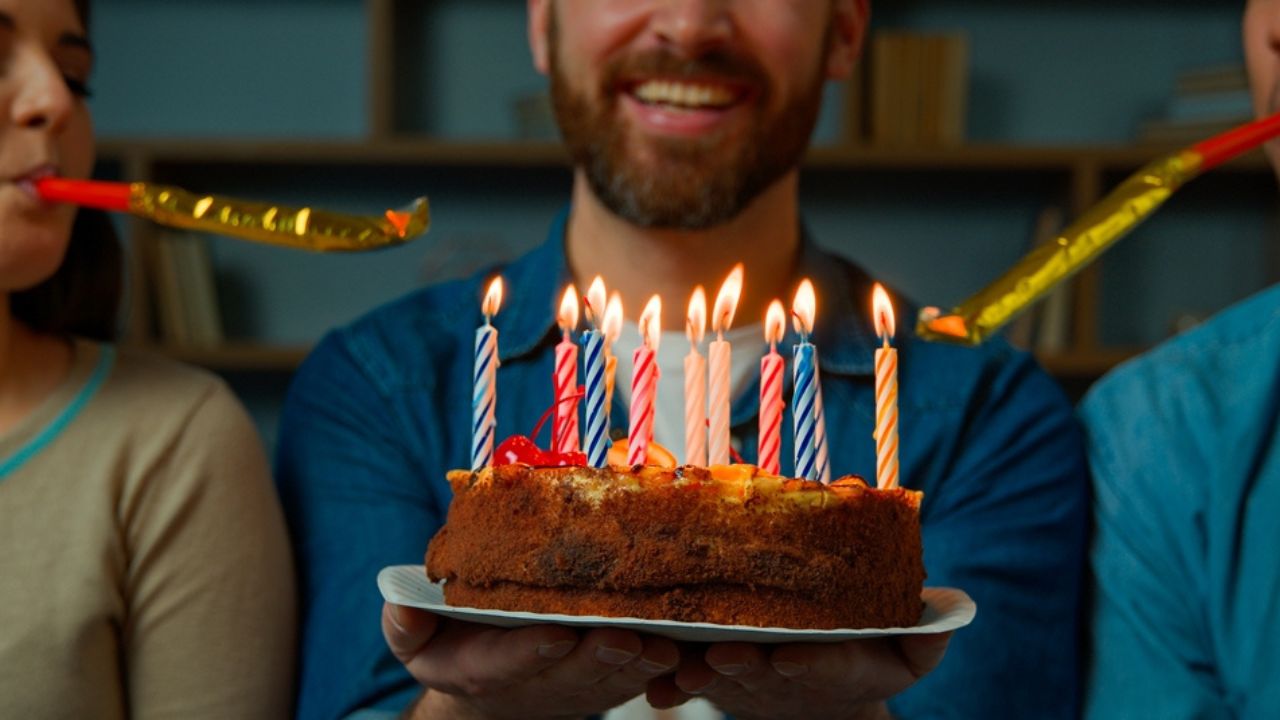 Short And Special Birthday Wishes for Brother