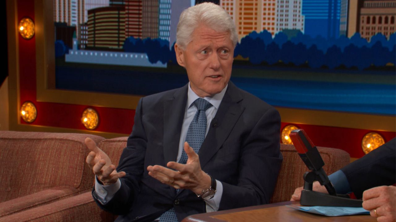 Bill Clinton (IMDb)