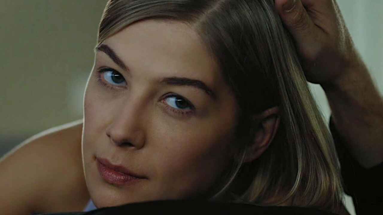 Amy Dunne (IMDb)