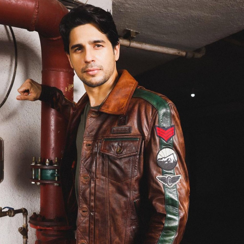 EXCLUSIVE: Sidharth Malhotra prefers letting his work speak rather than relying on 'PR' to create an 'aura' EXCLUSIVE: Sidharth Malhotra prefers letting his work speak rather than relying on 'PR' to create an 'aura'