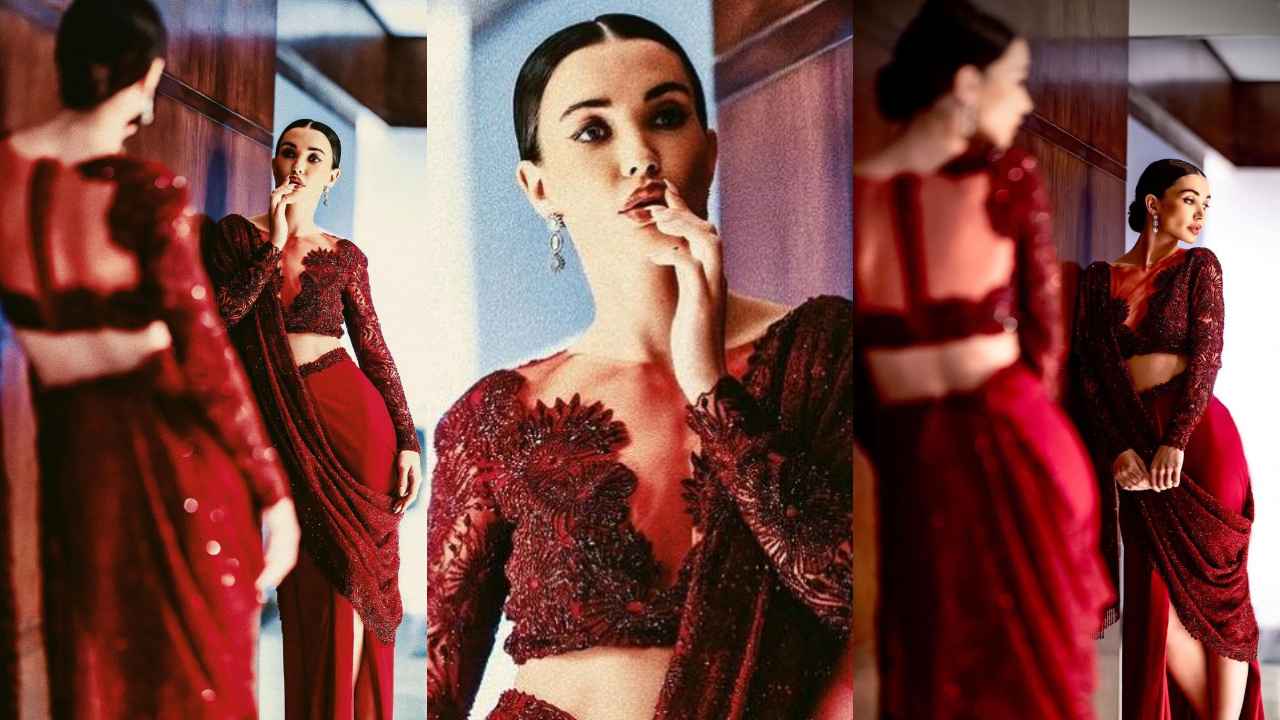 Samantha Ruth Prabhu & Amy Jackson in The Red Krésha Bajaj Readymade saree