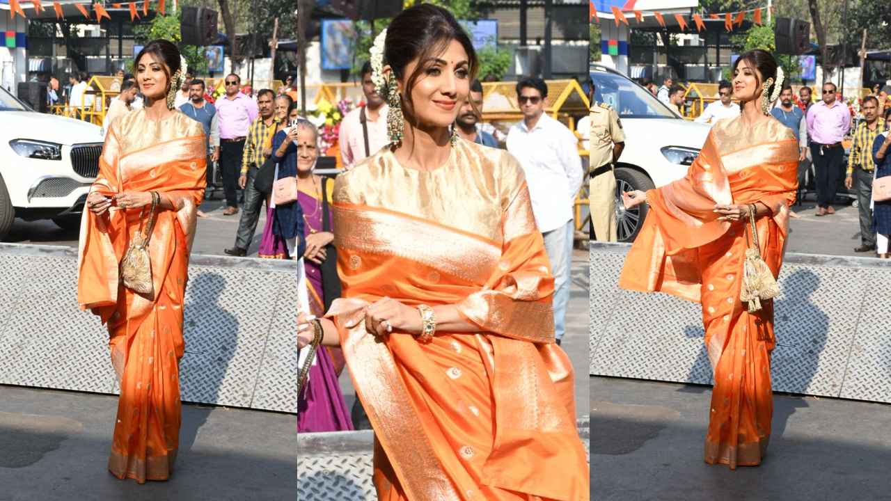 Shilpa Shetty Traditional Look In Bright Orange Saree in Ayodhya Pran Partistha 