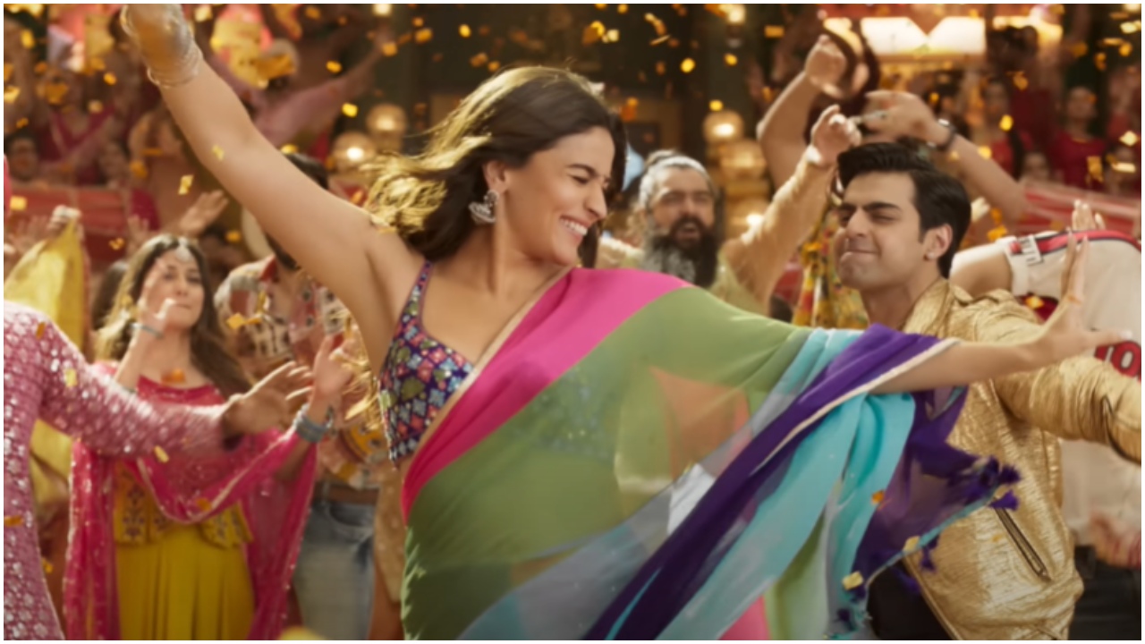 Pic Courtesy: Saregama Music YouTube Pic Courtesy: Saregama Music YouTube