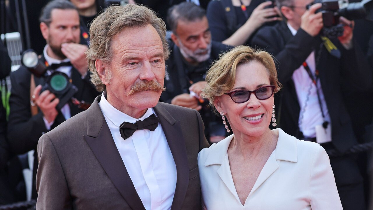 Bryan Cranston and Robin Dearden (Image Courtesy: Getty Images)