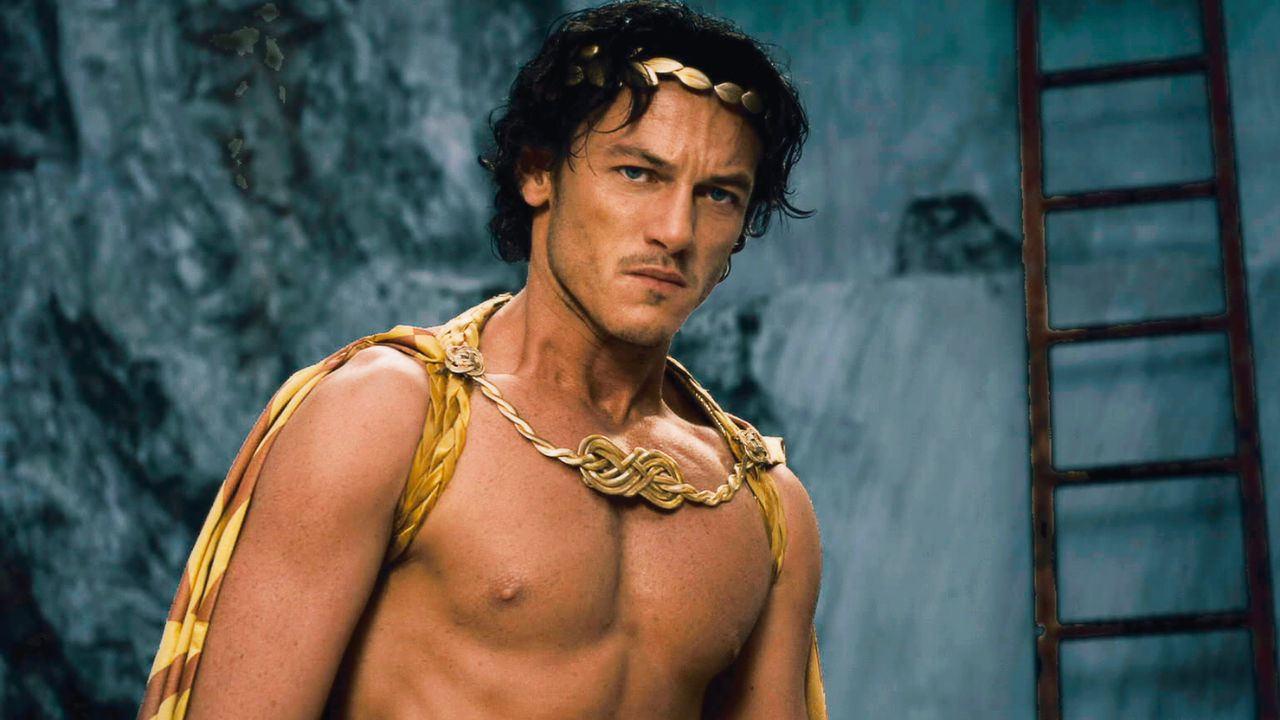 Luke Evans [IMDb]