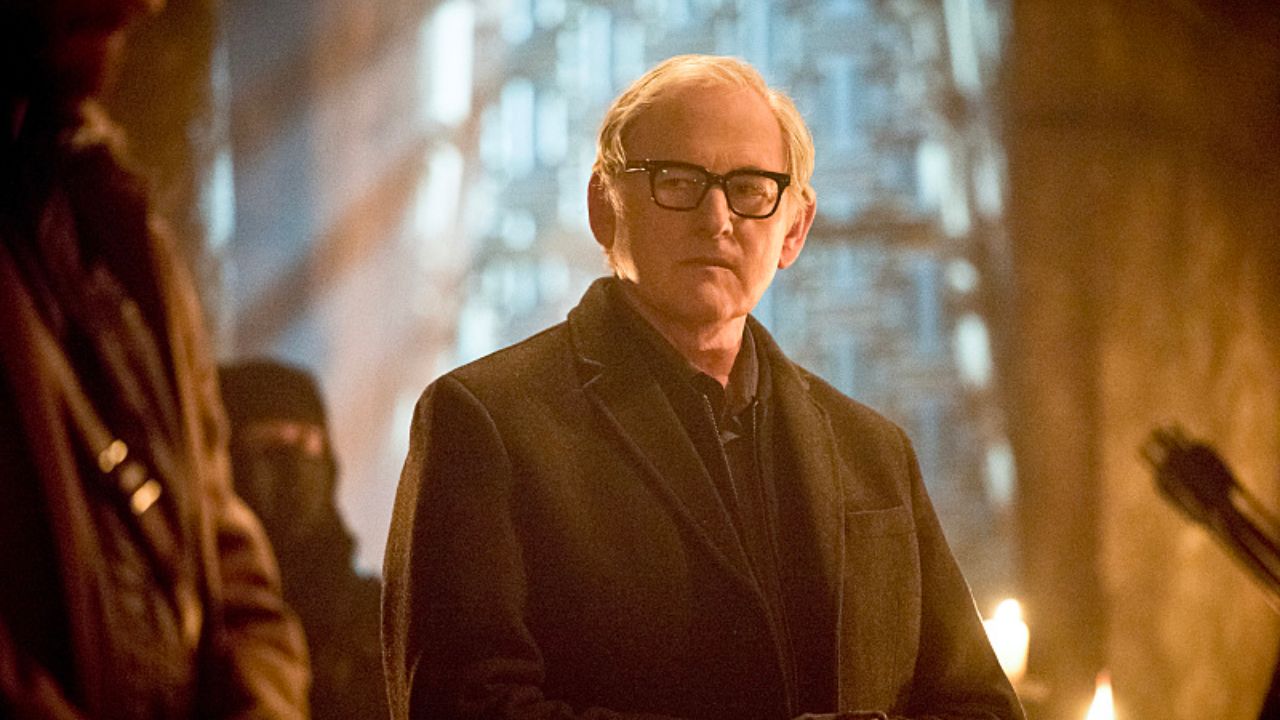 Victor Garber [IMDb]