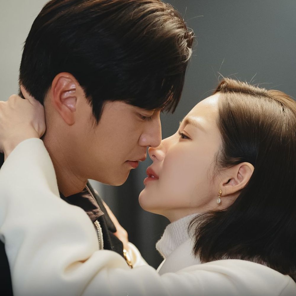 Marry My Husband Episodes 9-10 Review: Park Min Young’s awaited kiss with Na In Woo adds romance quotient