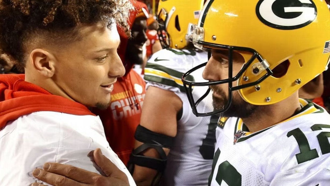 Does Patrick Mahomes already have a better career than Aaron Rodgers? Comparing their stats and records