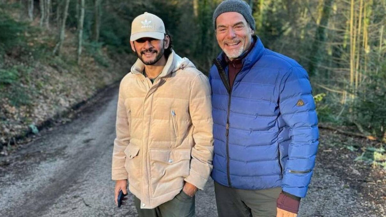 Mahesh Babu redefines fitness goals; goes trekking in freezing temperature; PHOTOS