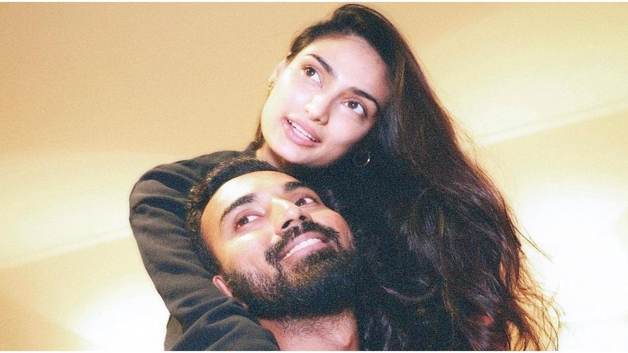 Athiya Shetty gushes over hubby KL Rahul as he hits two back-to-back sixes in Test Match in Hyderabad; PIC