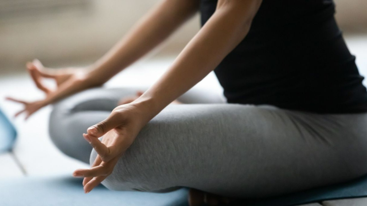 Vinyasa in Yoga (Definition, Use, History & Tips) • Yoga Basics
