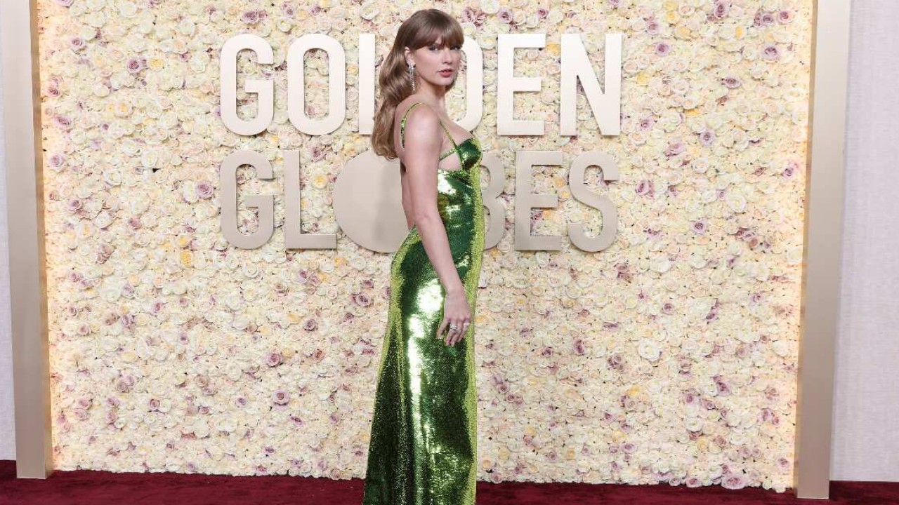 Golden Globes Awards 2024: Taylor Swift loses out to Barbie at the Golden Globes; gracefully initiates the standing ovation