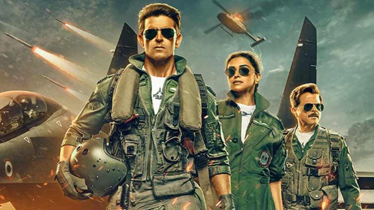 Fighter Advance Booking: Hrithik Roshan - Deepika Padukone starrer sells 50,000 tickets in top national chains