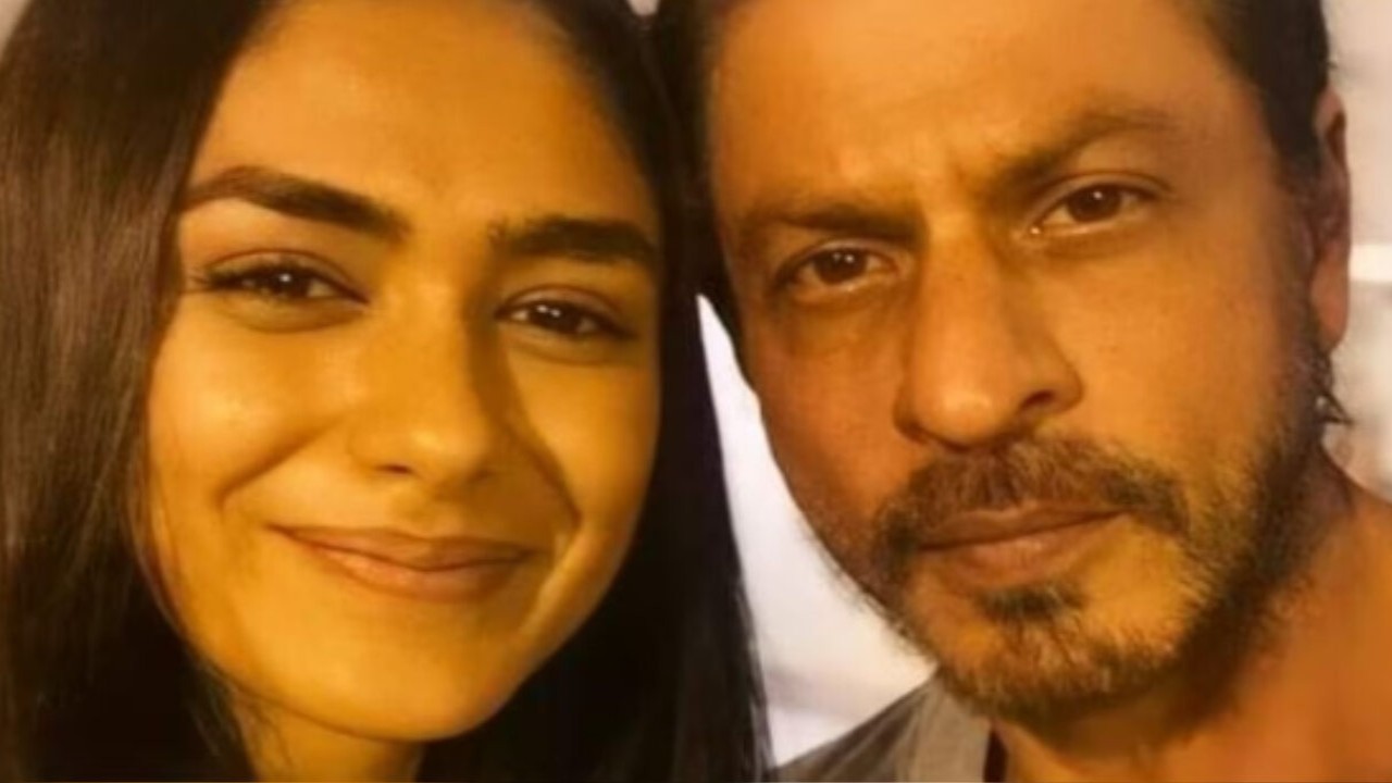 EXCLUSIVE: Mrunal Thakur thinks about Shah Rukh Khan when referred to as the Queen Of Romance; Here's why