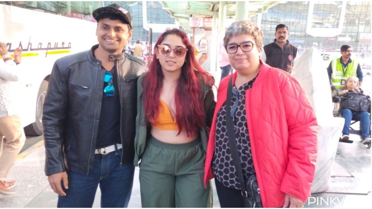 WATCH: Love birds Ira Khan and Nupur Shikhare reach Udaipur for grand wedding; pose with Reena Dutta