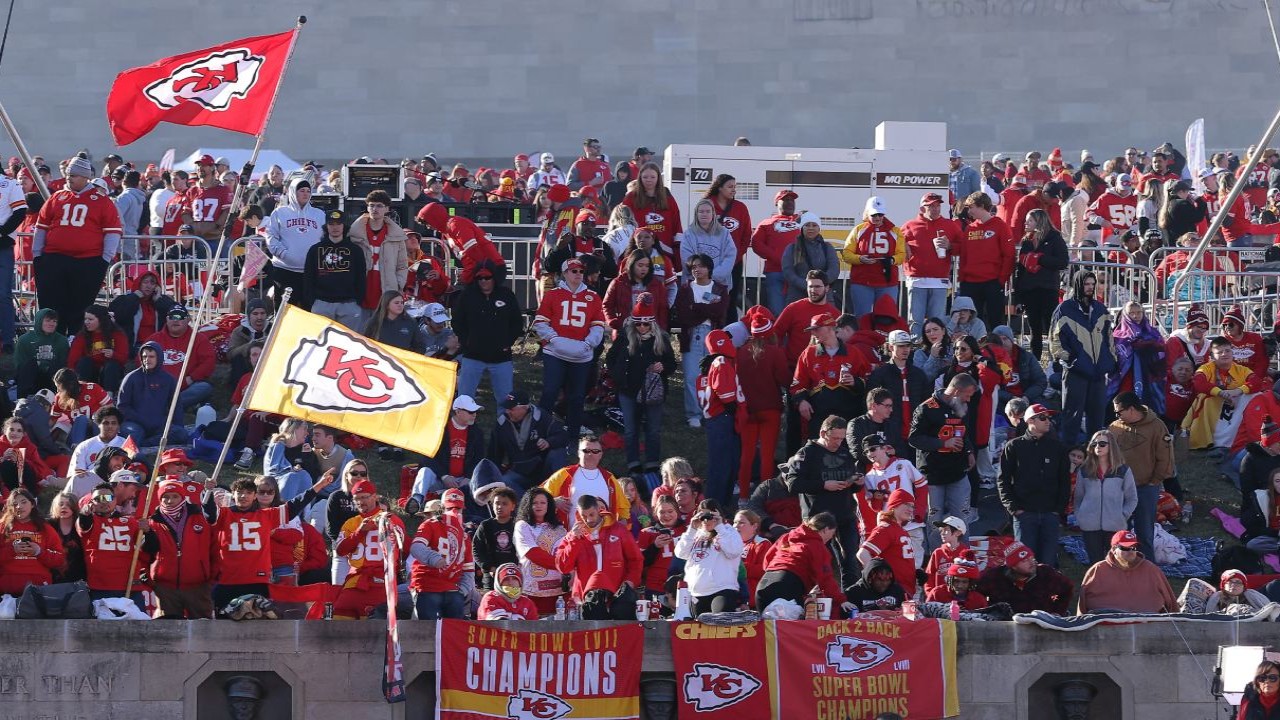 ‘Heartbroken Over the Tragedy’: Travis Kelce, Patrick Mahomes and NFL World Mourn Over Kansas City Chiefs Super Bowl Parade Shooting