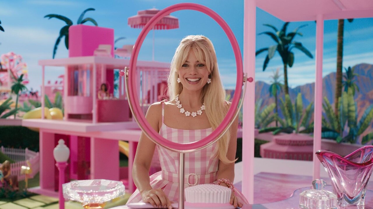 Margot Robbie in Barbie (IMDb)