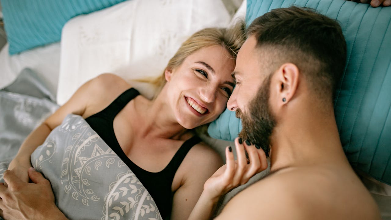 How to Cuddle And Evoke Happy Emotions?